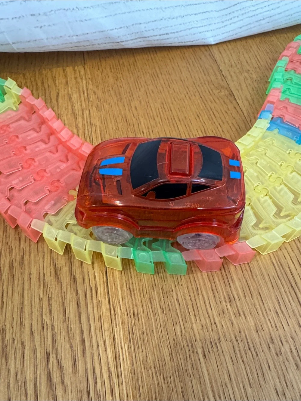 Magic Tracks As Seen On TV Ontel Glow In The Dark Race Track w/ REd LED Car